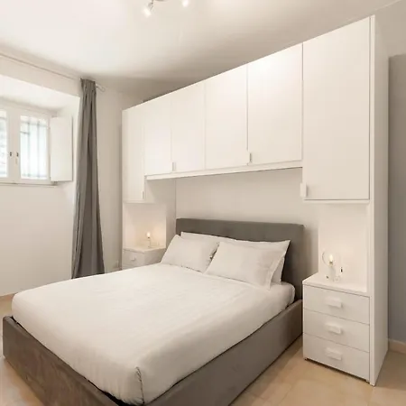 아파트 Moderno Nel Cuore Di *