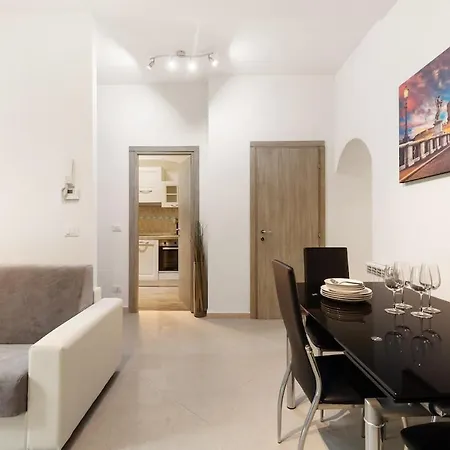 아파트 Moderno Nel Cuore Di