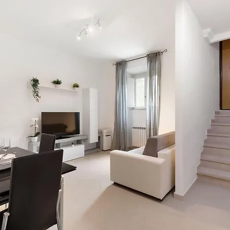 Moderno Nel Cuore Di Apartment Rom